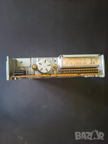 Флопи устройство Y-E Data YD-702D-6537D-A, 3.5", 1.44MB, снимка 4 - Други - 54849243
