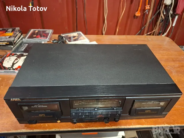 Продава се двукасетен дек Aiwa AD-WX717Z. 