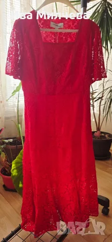 Червена дантелена рокля Vero Moda S