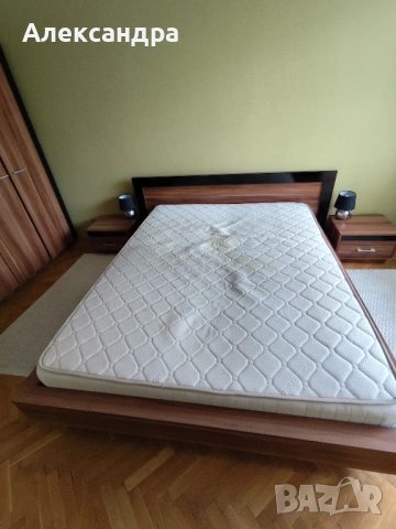 Спалня 160/200 + нощни шкафчета , снимка 3 - Спални и легла - 54483231