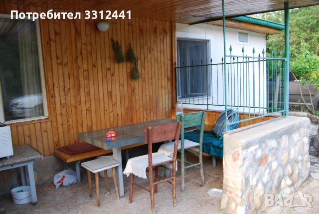 Къща с два парцела, на 50 км от София, снимка 8 - Къщи - 54125967