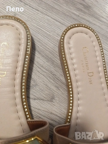Чехли Dior, снимка 2 - Чехли - 54493462