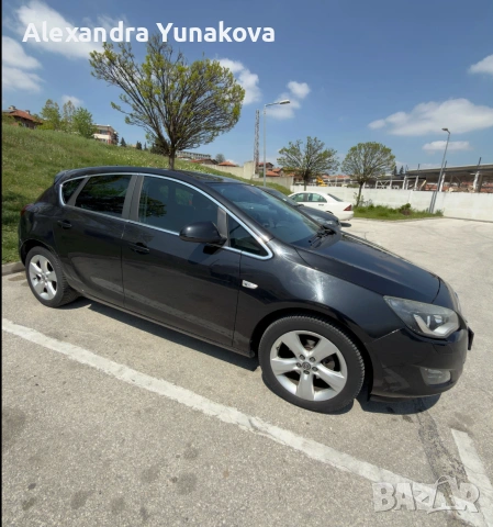 Opel Astra 1.4 Turbo, бензин, два ключа, от втори собственик, снимка 2 - Автомобили и джипове - 55012802