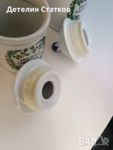 Ретро керамични бурканчета за подправки, снимка 4 - Аксесоари за кухня - 54028746
