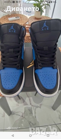 Air Jordan 1 MID размер 42,5