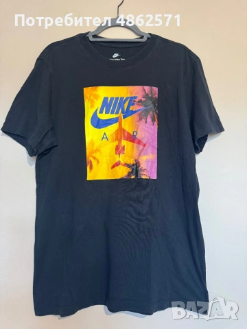 Nike Swoosh Air Photo T-Shirt.