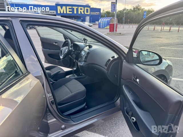 Hyundai i30 1.6 бензин/газ 126к.с., снимка 5 - Автомобили и джипове - 54752039