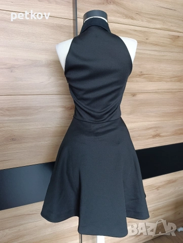 рокля Guess, XS, снимка 4 - Рокли - 53787144