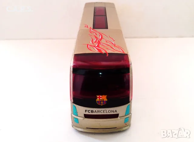 FC Barcelona Team Bus Maisto - Мащаб 1:43, снимка 4 - Колекции - 55585756