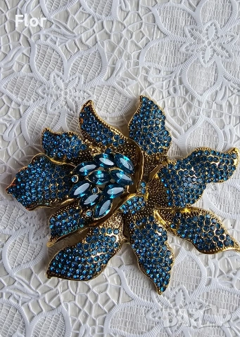 Брошки, снимка 2 - Други - 54283018