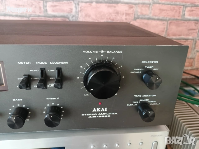 ⏯️Клип. Akai AM-2600 solid state stereo Amplifier, снимка 6 - Ресийвъри, усилватели, смесителни пултове - 55186450