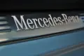 Mercedes-Benz E 220 AMG Line, снимка 2