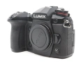 Panasonic Lumix G9 тяло + 2 оригинални батерии, снимка 1