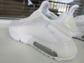Маратонки Nike Air Max 2090, снимка 2