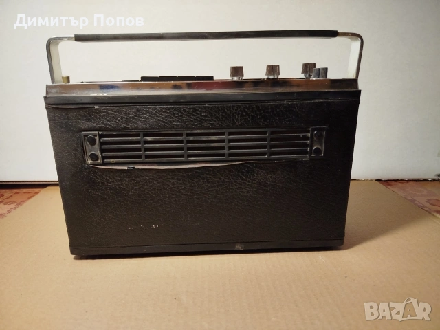 Ретро радио PHILIPS , снимка 4 - Радиокасетофони, транзистори - 54271789
