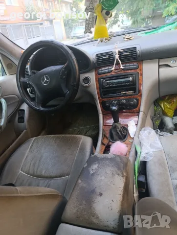 Мерцедес ц 220комби01012002, снимка 4 - Автомобили и джипове - 55564163