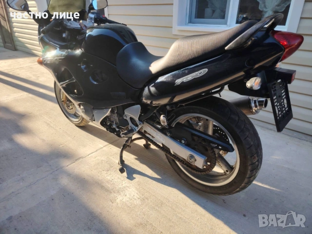Suzuki GSX750F катана на части, снимка 6 - Мотоциклети и мототехника - 54782115