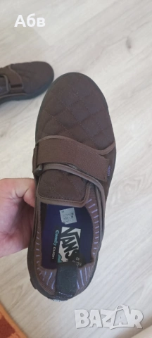Спортни обувки VANS, снимка 5 - Спортни обувки - 54637348