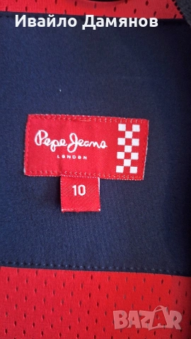 Детско яке тип softshell на Infiniti Red Bull Racing, произведено от Pepe Jeans London за 9-11г, снимка 3 - Детски якета и елеци - 54399423