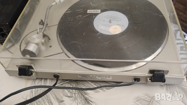 Pioneer PL-100 полуавтоматичен грамофон, снимка 7 - Грамофони - 54979648