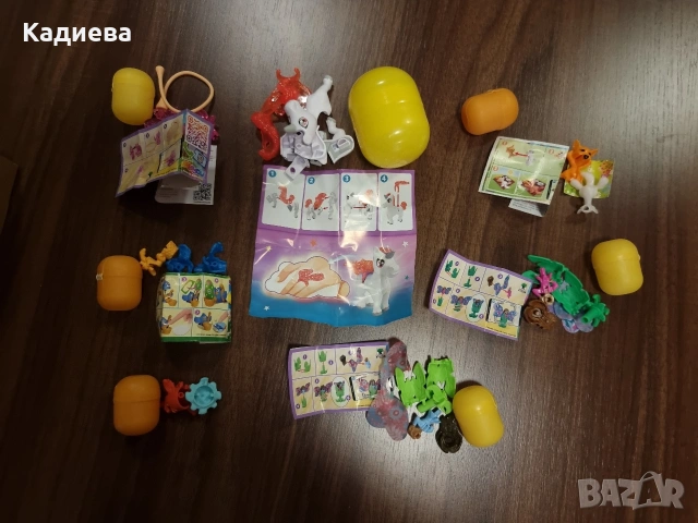 Играчки Kinder Surprise- 1 макси яйце и 6 яйца.