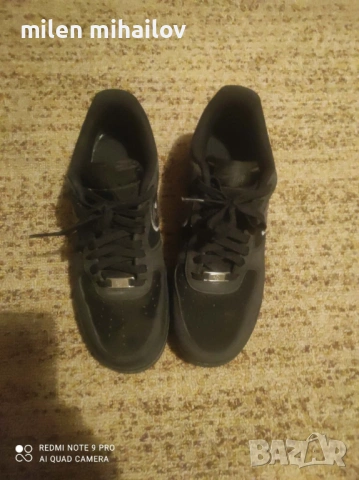 маратонки nike