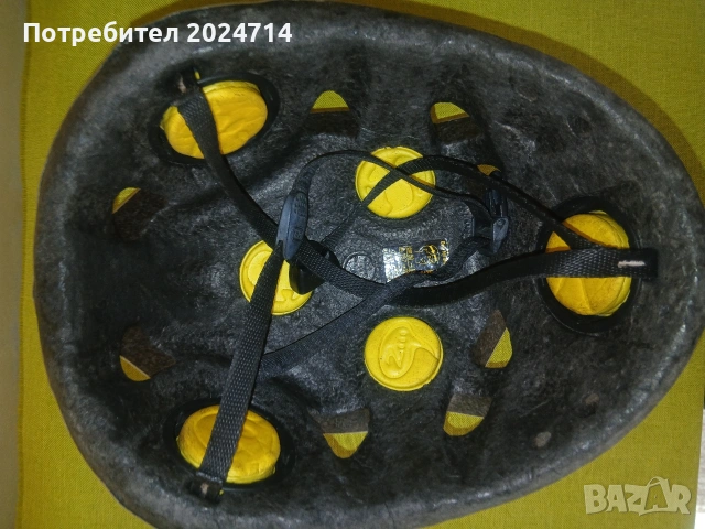 Каска за катерене Petzl 50-58 см, снимка 4 - Спортна екипировка - 54399419