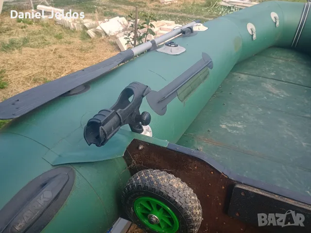 Колесар за лодка до 5м, 750кг, БГ регистрация (възможно с лодката), снимка 4 - Ремаркета - 55605739