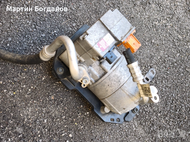 КОМПРЕСОР КЛИМАТИК за Volkswagen ID3 Pro Performance 1-st, снимка 2 - Части - 55080559