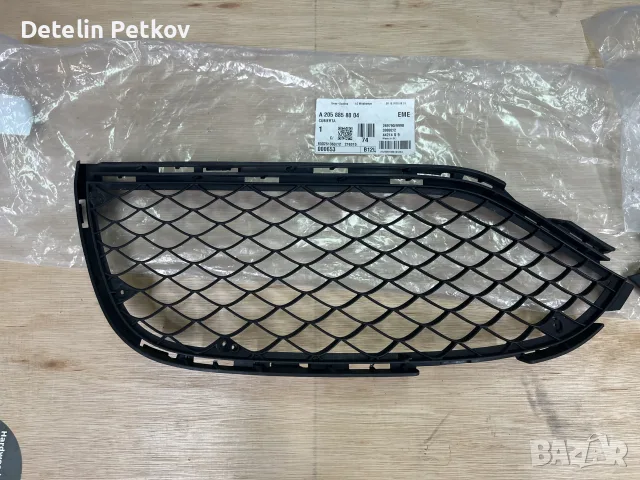 Решетки в предна броня Мерцедес Ц клас AMG, снимка 2 - Части - 55346973