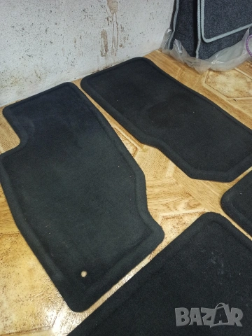 Стелки Оригинални Jeep Cherokee Kj Liberty, снимка 2 - Аксесоари и консумативи - 54181224