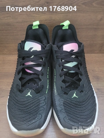 Дамски маратонки Nike Air Jordan-37,5номер, снимка 3 - Маратонки - 54759798