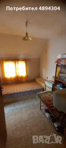 Продавам масивна двуетажна къща с двор, снимка 8 - Къщи - 55381525