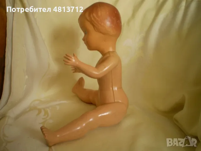 Антикварна кукла  модел от средата на миналия век, изработена може би бакелит , снимка 2 - Колекции - 55414678