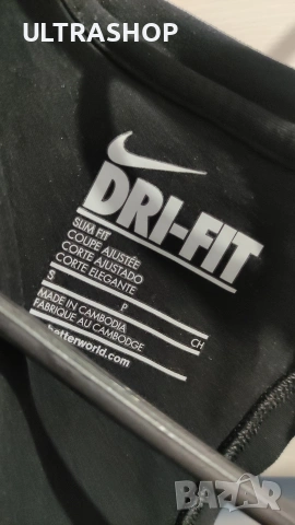 Дамски спортен потник Nike size S В отлично състояние, снимка 3 - Потници - 54151994