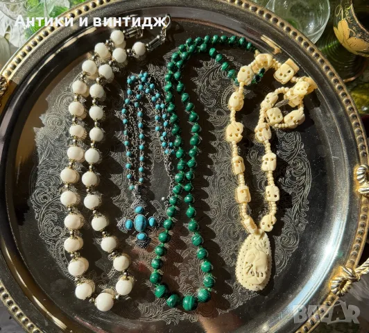 Лот от 4 уникални винтидж колиета / гердани (малахит, ахат, бижутерия)