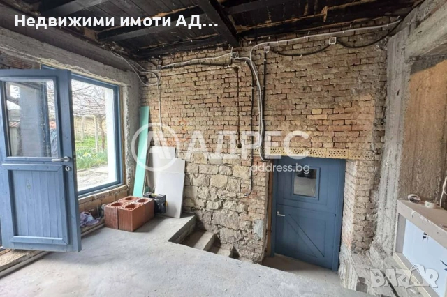 Двуетажна къща с двор в село Паламарца, снимка 11 - Къщи - 54177100