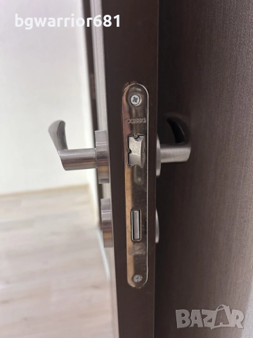 Интериорни врати + каса, брава и дръшки, снимка 3 - Интериорни врати - 55657232