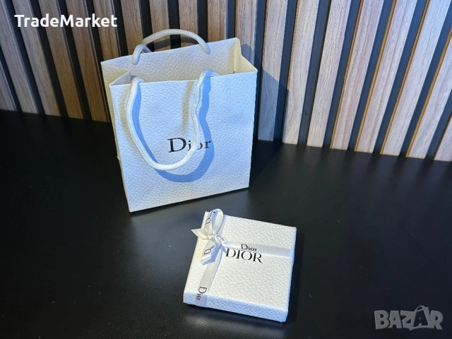Нови Дамски Обеци Christian Dior 30 Montaigne CD Logo Pearl Drop Earrings с плен комплект аксесоари, снимка 7 - Обеци - 54279507