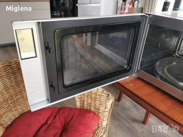 Комбинирана микровълнова фурна Breville 25L с Грил , снимка 4 - Микровълнови - 55393690