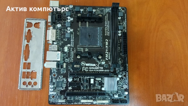 Дънна платка Gigabyte GA-F2A58M-DS2 Socket FM2+ за части или ремонт