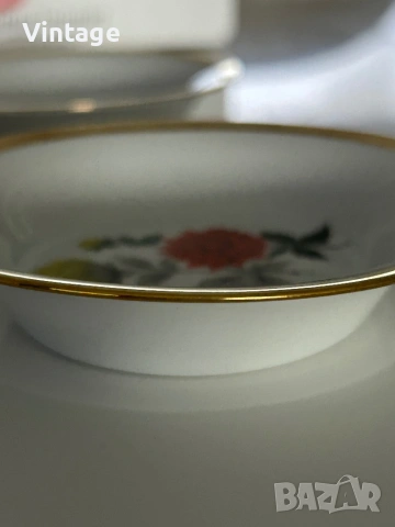 Три броя  винтидж Bavaria порцеланови чинии с позлата , снимка 4 - Колекции - 53983568