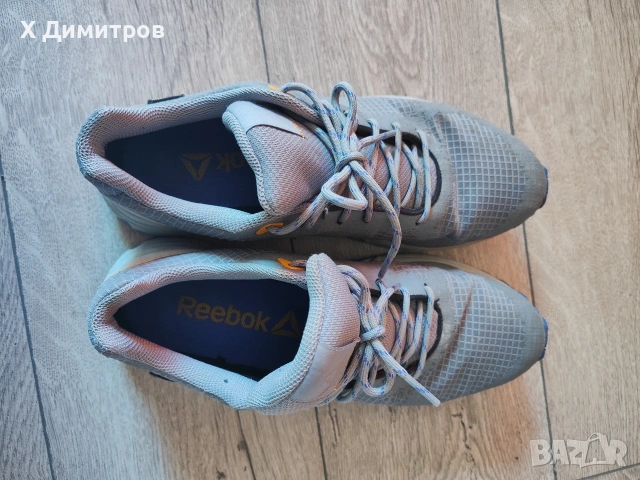 Продавам Маратонки 