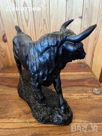 Скулптура пластика на бик , снимка 2 - Антикварни и старинни предмети - 54007337