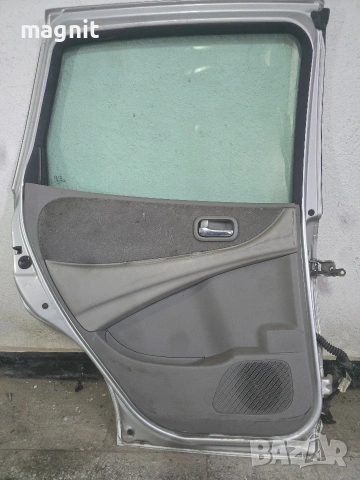 Врата задна лява оборудвана Nissan Almera Tino 2000-2006, снимка 2 - Части - 54643097