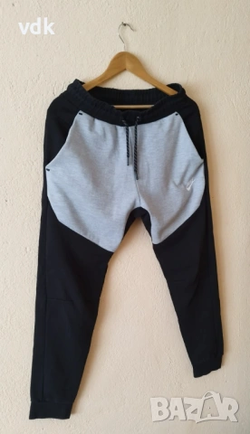 100% Оригинално мъжко ватирано спортно долнище NIKE!  , снимка 2 - Спортни дрехи, екипи - 54880979