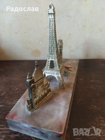 оригинален сувенир статуетка Париж Айфеловата кула , снимка 5 - Статуетки - 54121409
