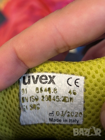 предпазни работни обувки с бомбе uvex 1 / 8543.8 S1 SRC номер 46, снимка 6 - Други - 51826310