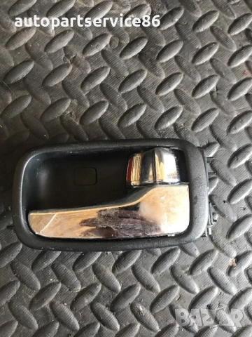 Вътрешна дръжка за задна дясна врата за Mitsubishi Outlander (2002-2006) 