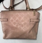 Розова чанта на Guess, снимка 4